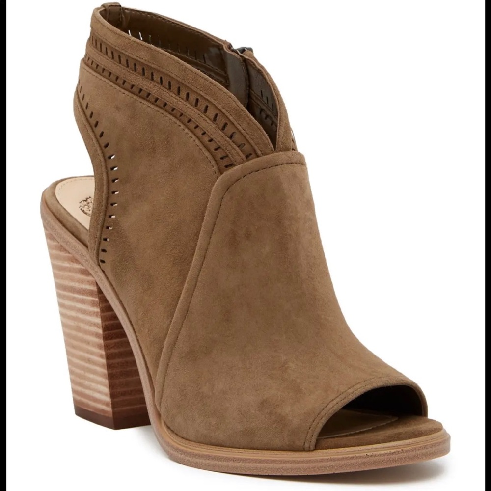VINCE CAMUTO koral open toe booties